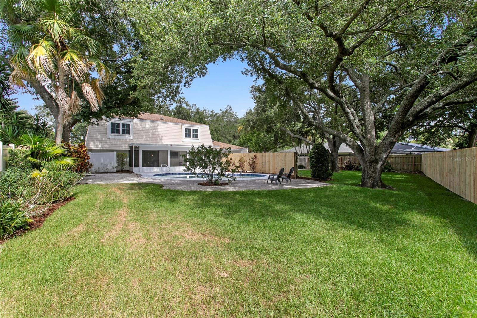 CARROLLWOOD VILLAGE SEC 1 - Residential