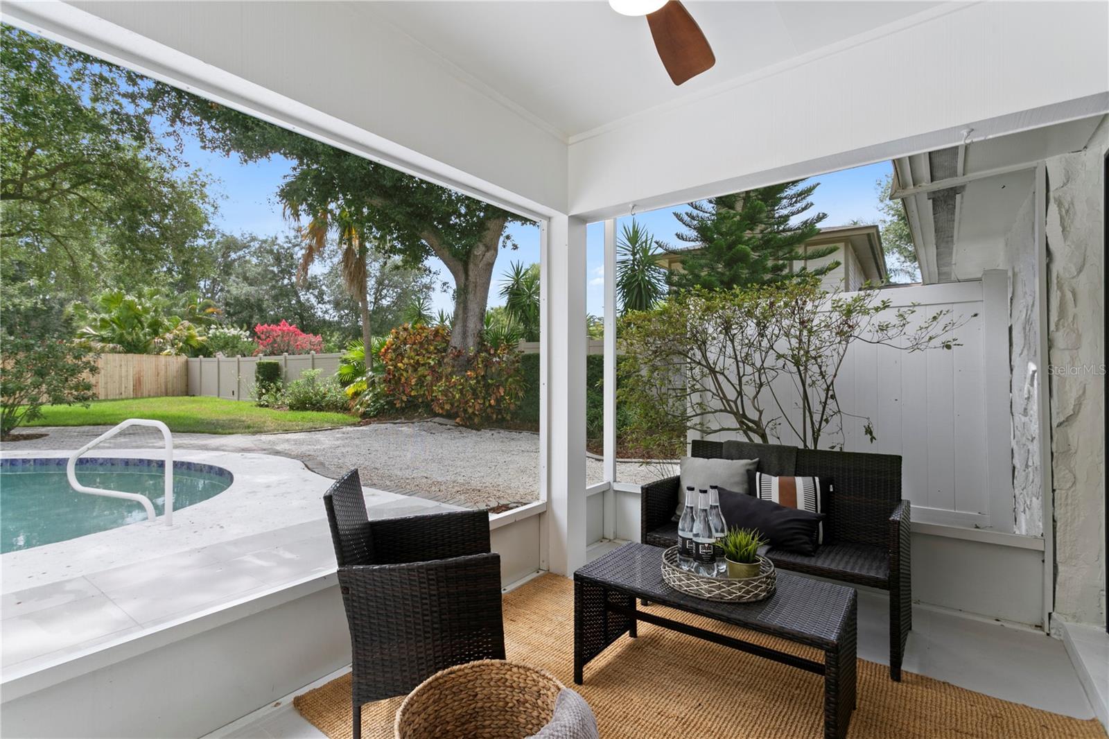 CARROLLWOOD VILLAGE SEC 1 - Residential