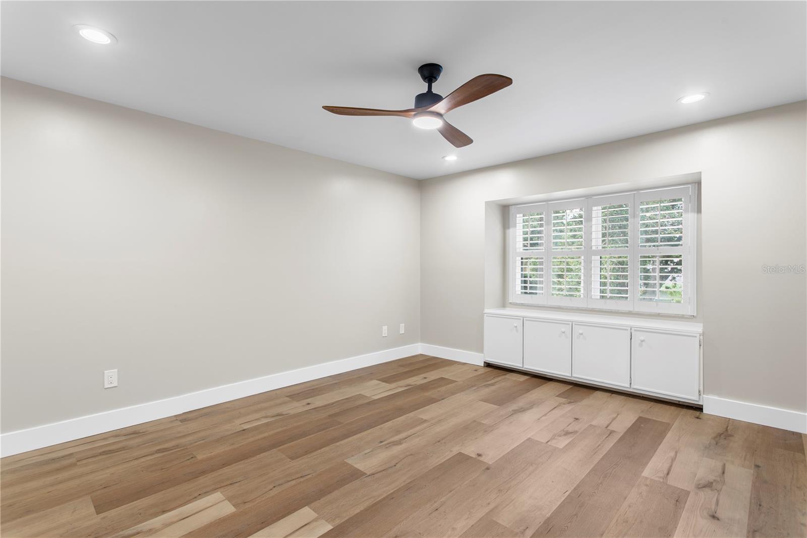 CARROLLWOOD VILLAGE SEC 1 - Residential