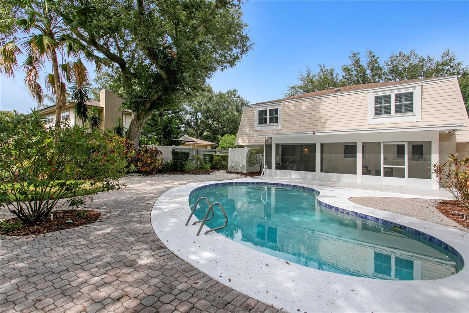 CARROLLWOOD VILLAGE SEC 1 - Residential