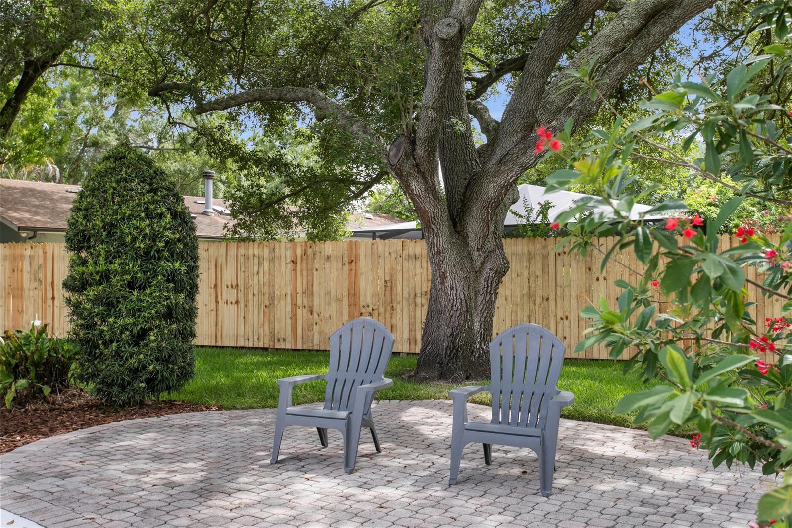 CARROLLWOOD VILLAGE SEC 1 - Residential