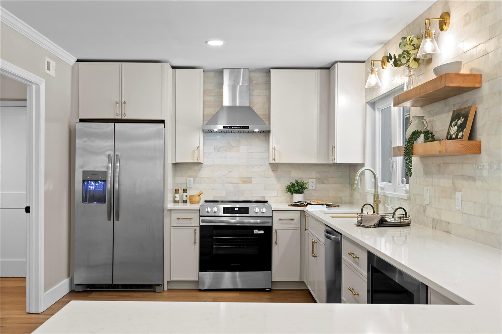 CARROLLWOOD VILLAGE SEC 1 - Residential