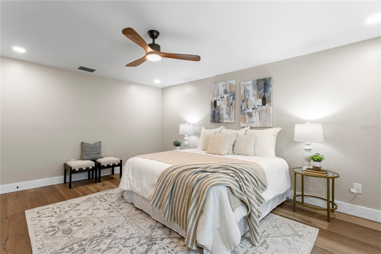 CARROLLWOOD VILLAGE SEC 1 - Residential