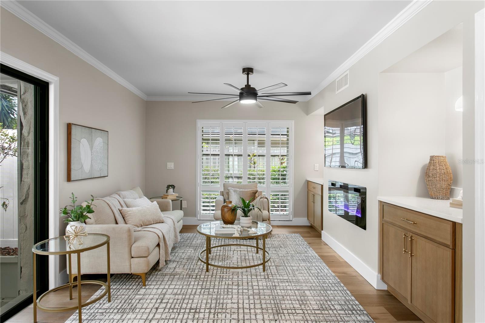 CARROLLWOOD VILLAGE SEC 1 - Residential