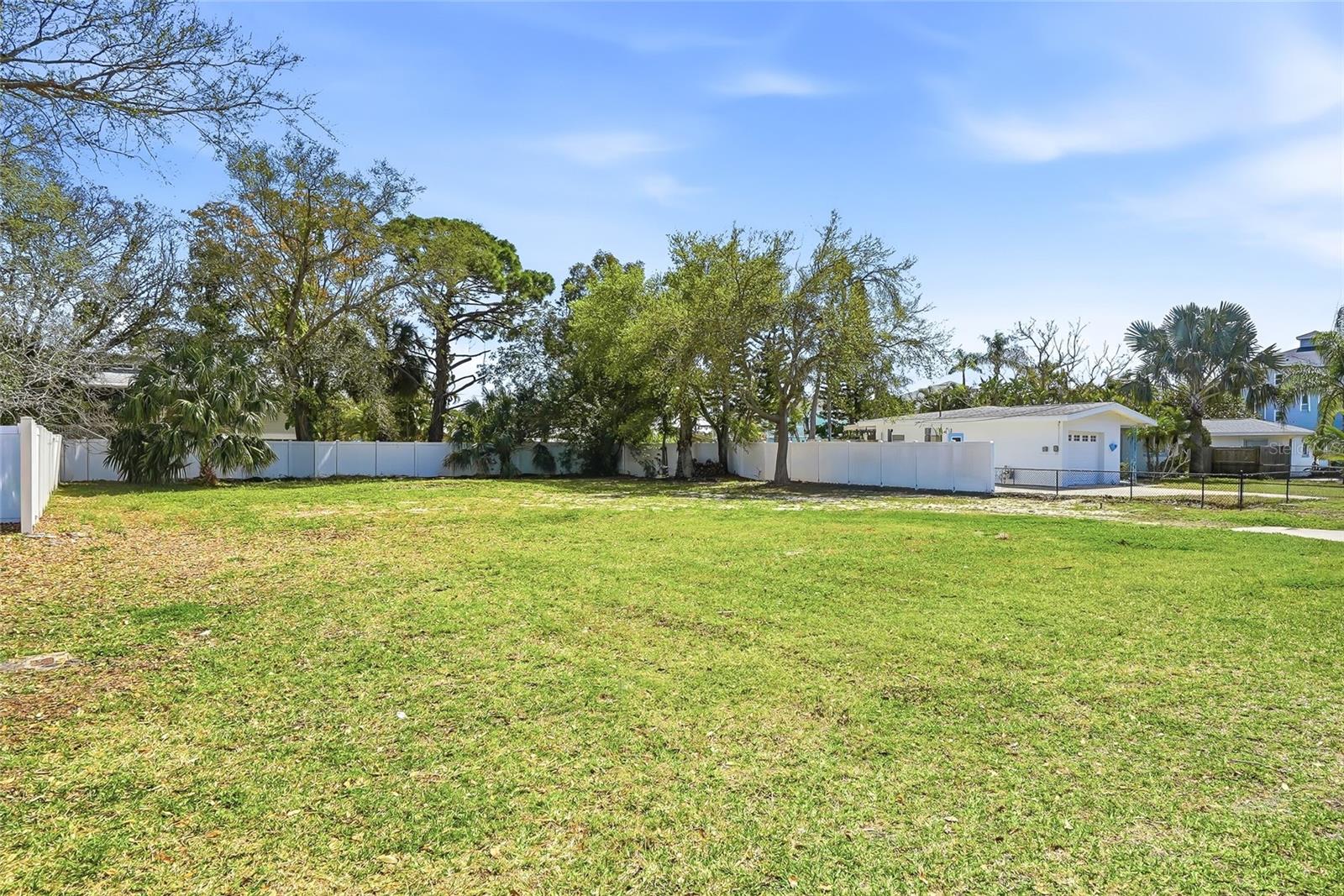 OZONA SHORES 1ST ADD - Land