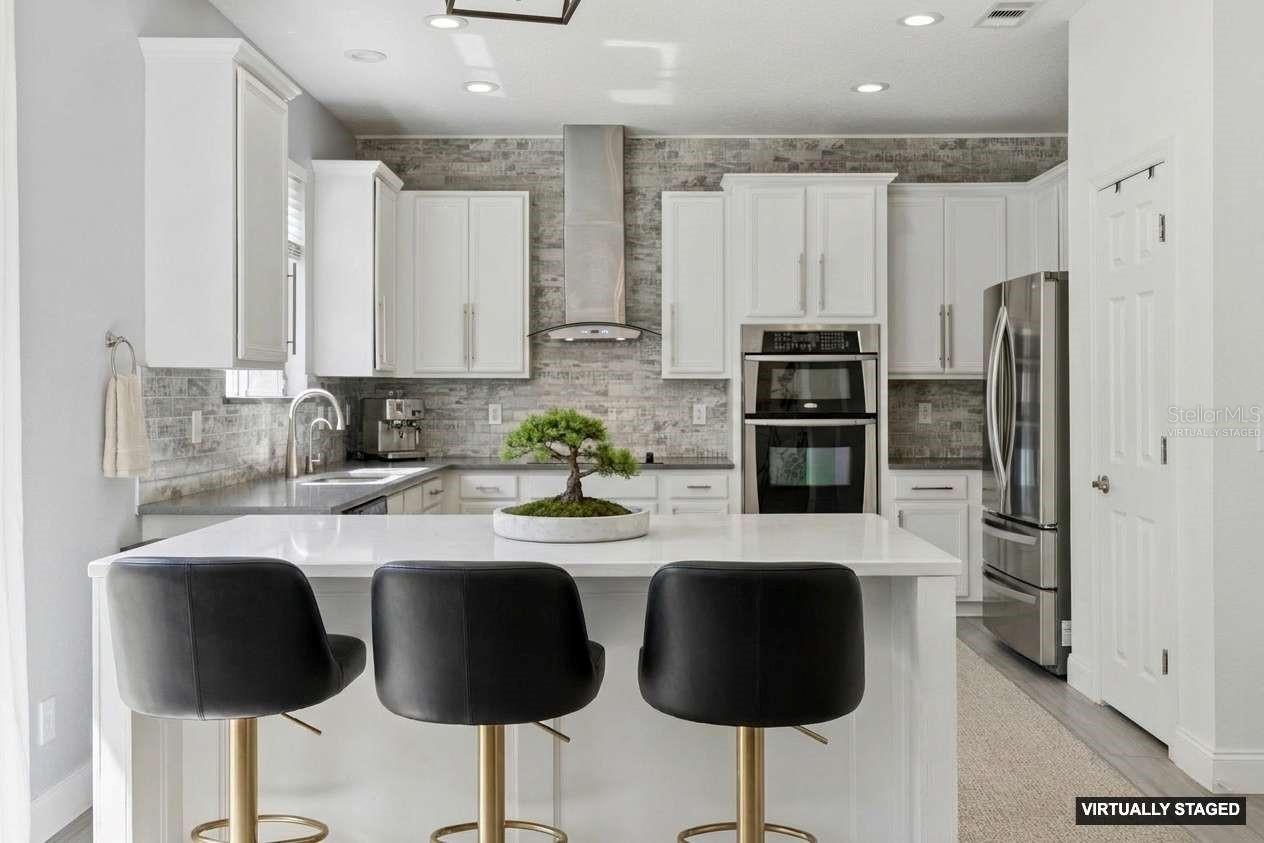 CLERMONT LAKEVIEW POINTE - Residential