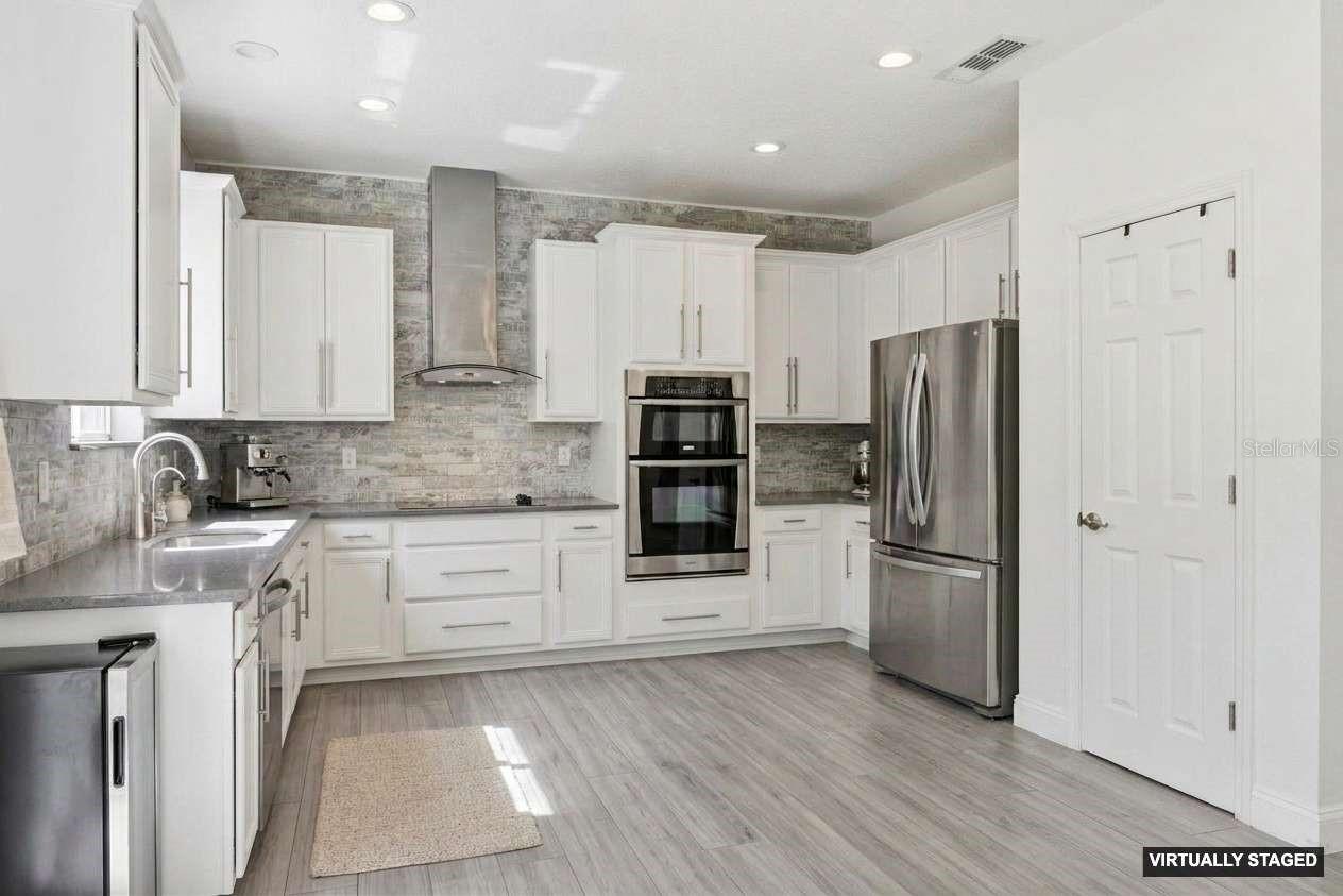 CLERMONT LAKEVIEW POINTE - Residential