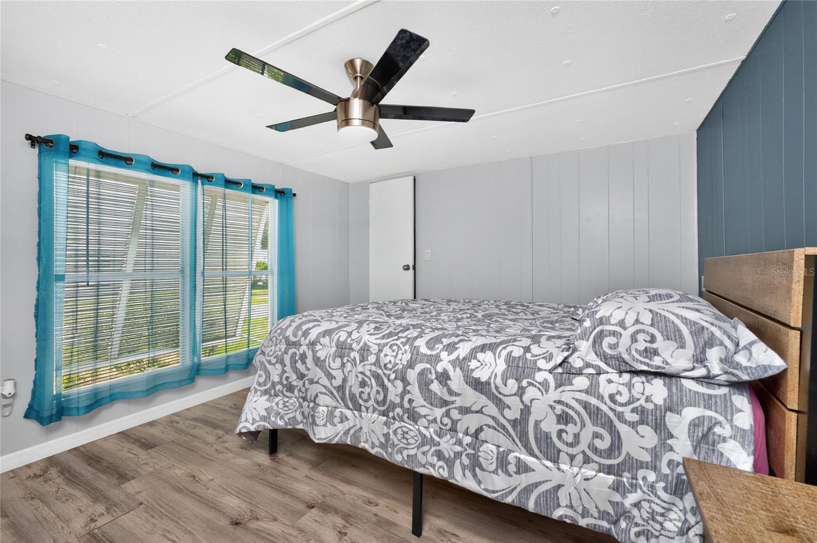 VILLAGE HOLIDAY LAKE - Residential
