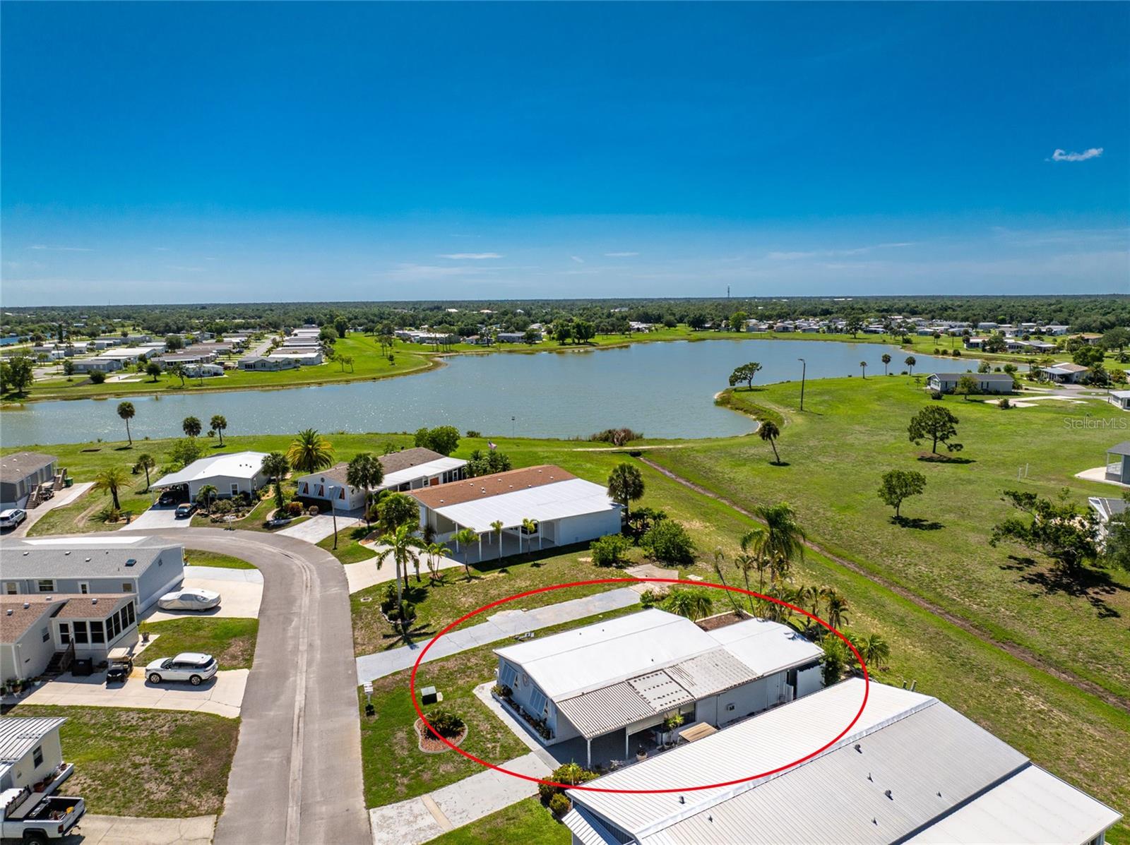 VILLAGE HOLIDAY LAKE - Residential