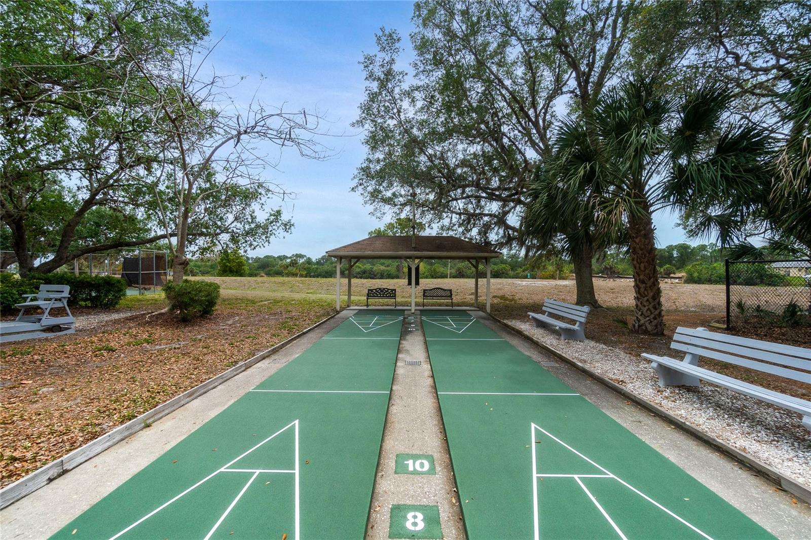 VILLAGE HOLIDAY LAKE - Residential