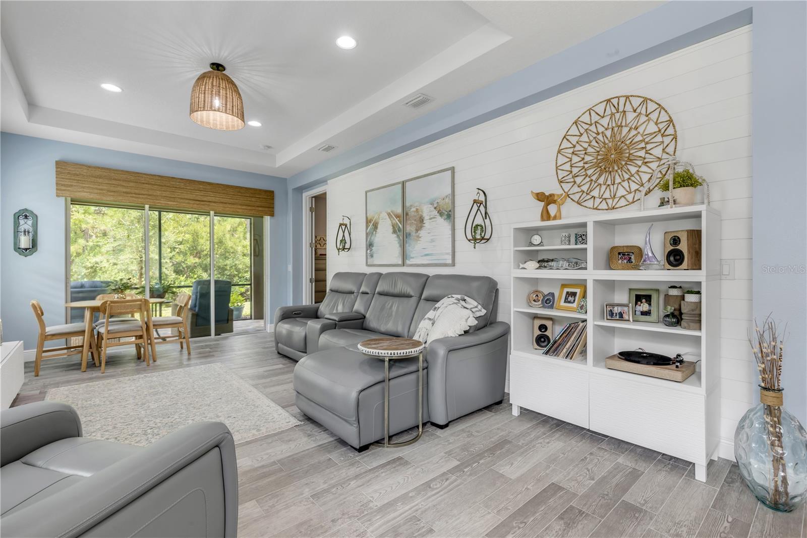 HUNTINGTON VILLAS PH 2-A - Residential