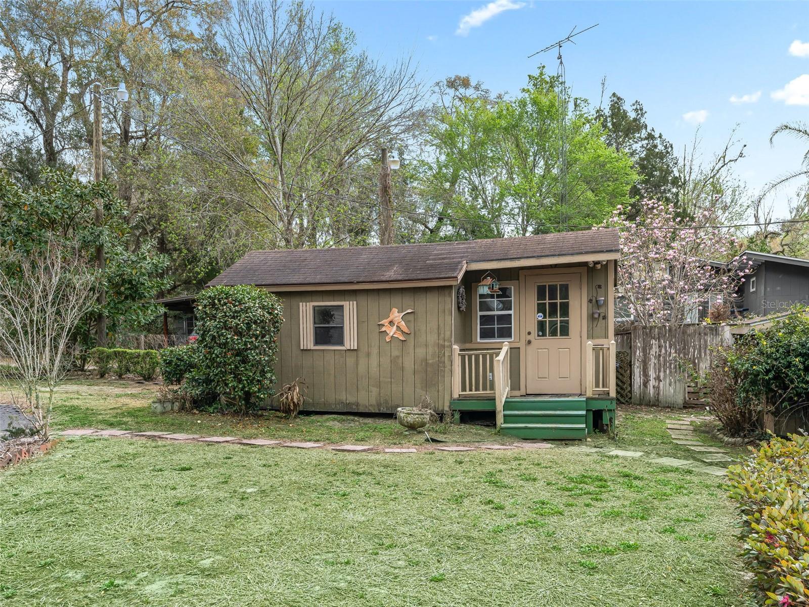 JERRY TAYLOR LANDING - Residential