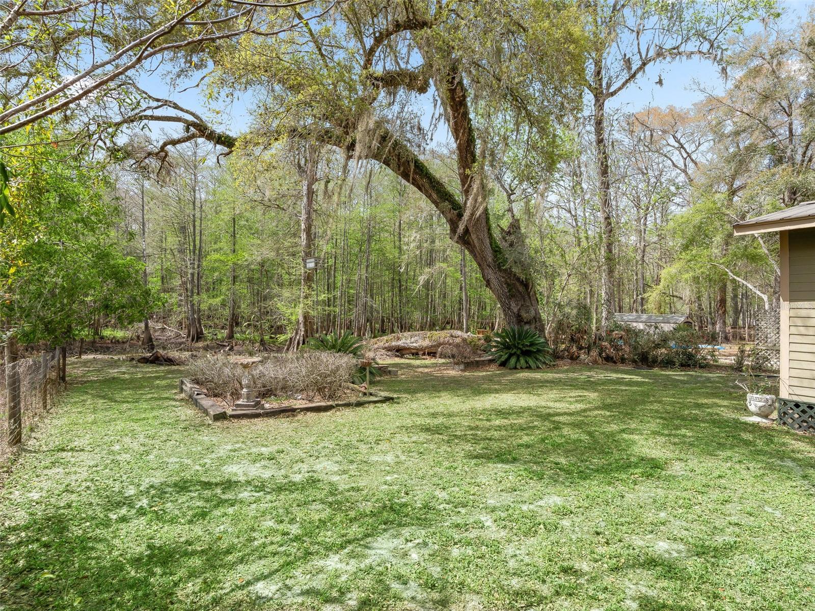 JERRY TAYLOR LANDING - Residential