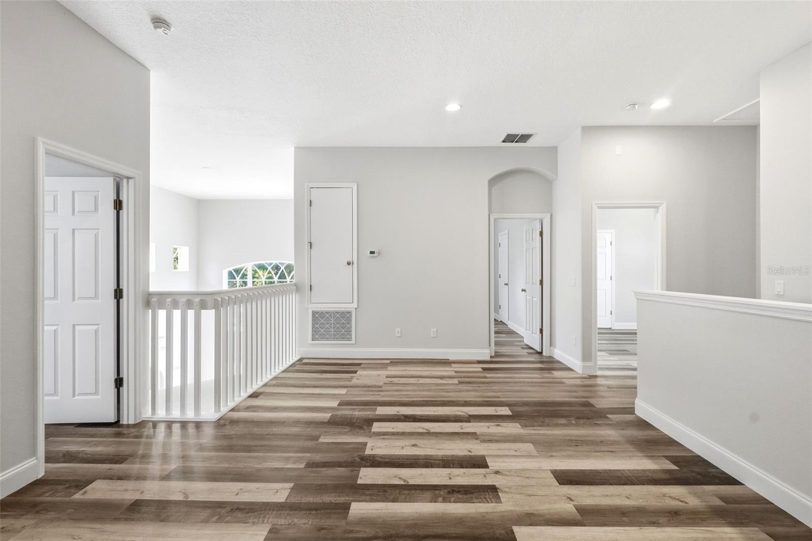 SANDHILL PRESERVE - Residential