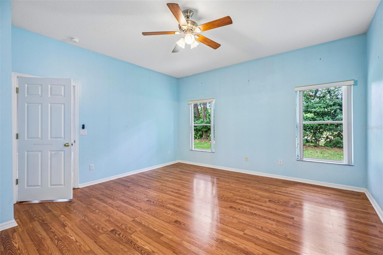 LOST LAKE ESTATES - Residential