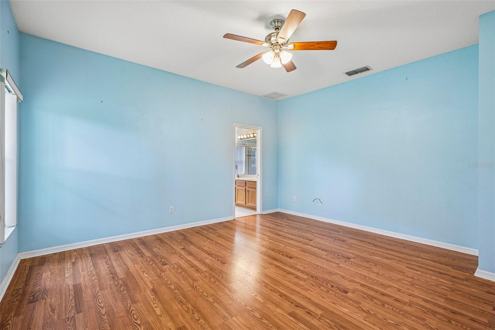 LOST LAKE ESTATES - Residential
