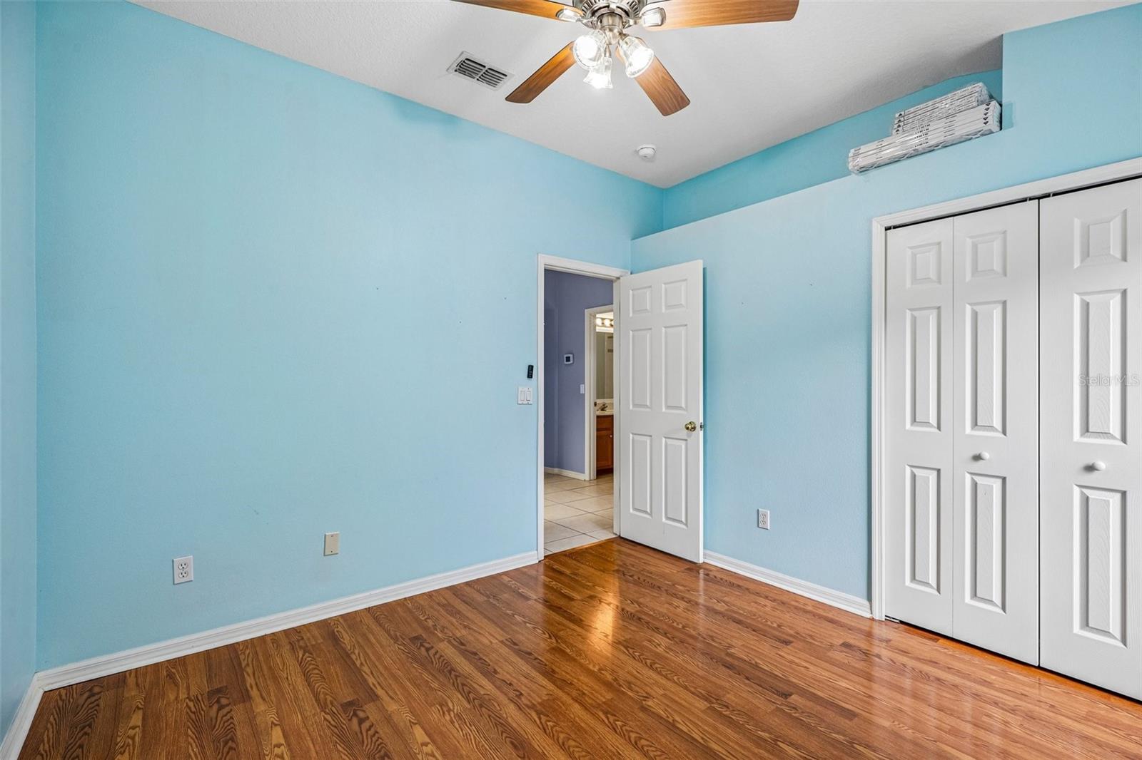 LOST LAKE ESTATES - Residential