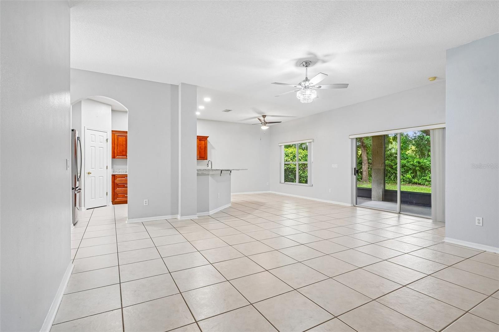 LOST LAKE ESTATES - Residential