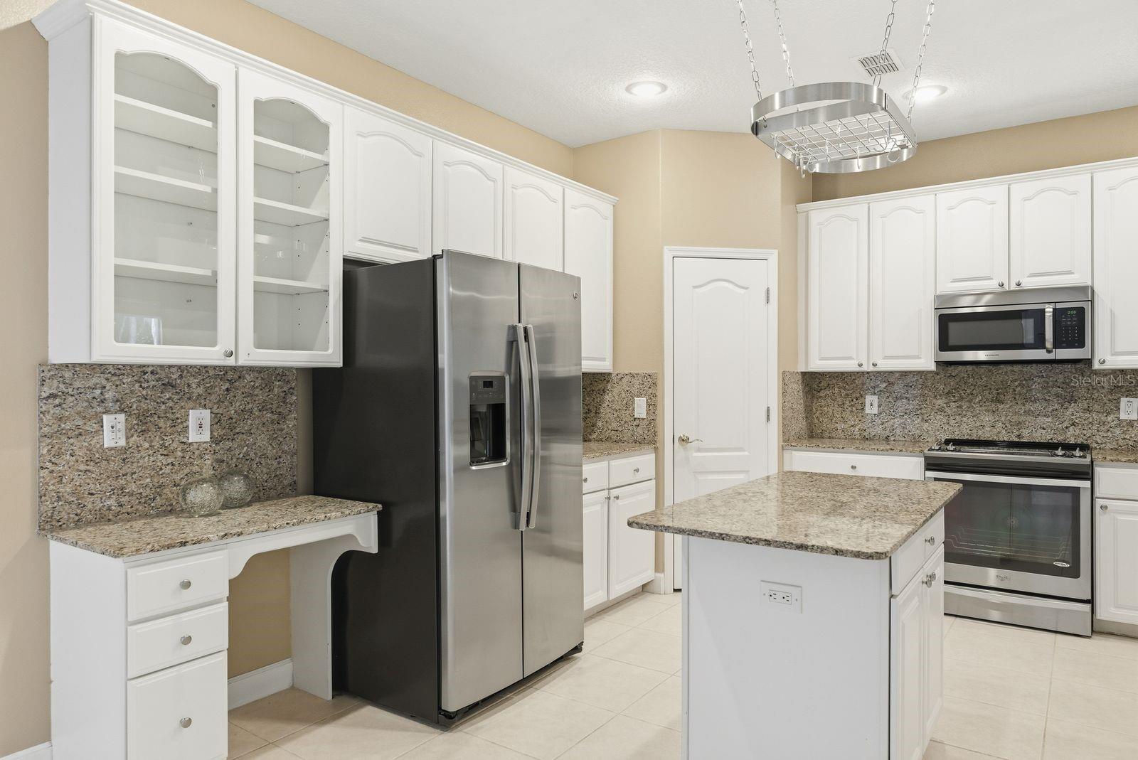 BAY ARBOR - Residential