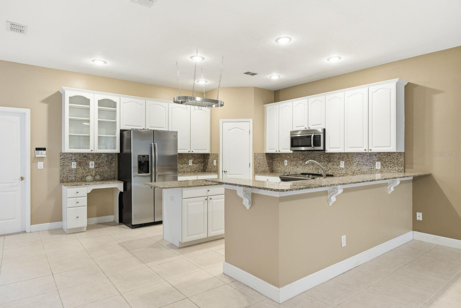 BAY ARBOR - Residential