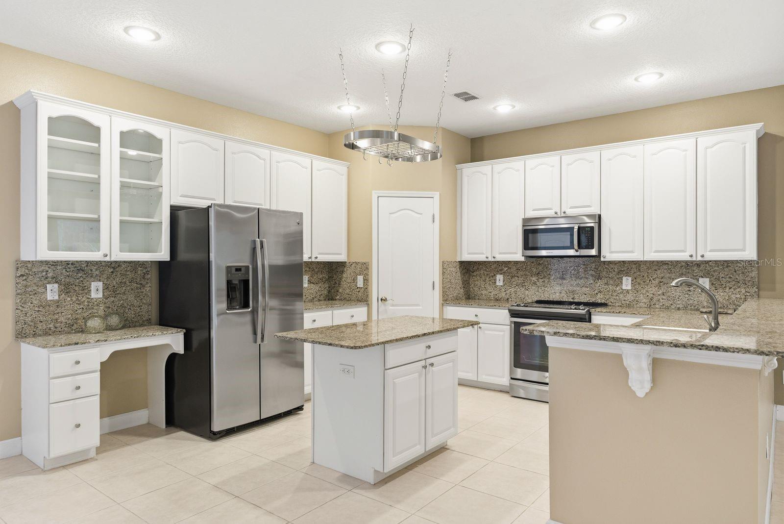 BAY ARBOR - Residential
