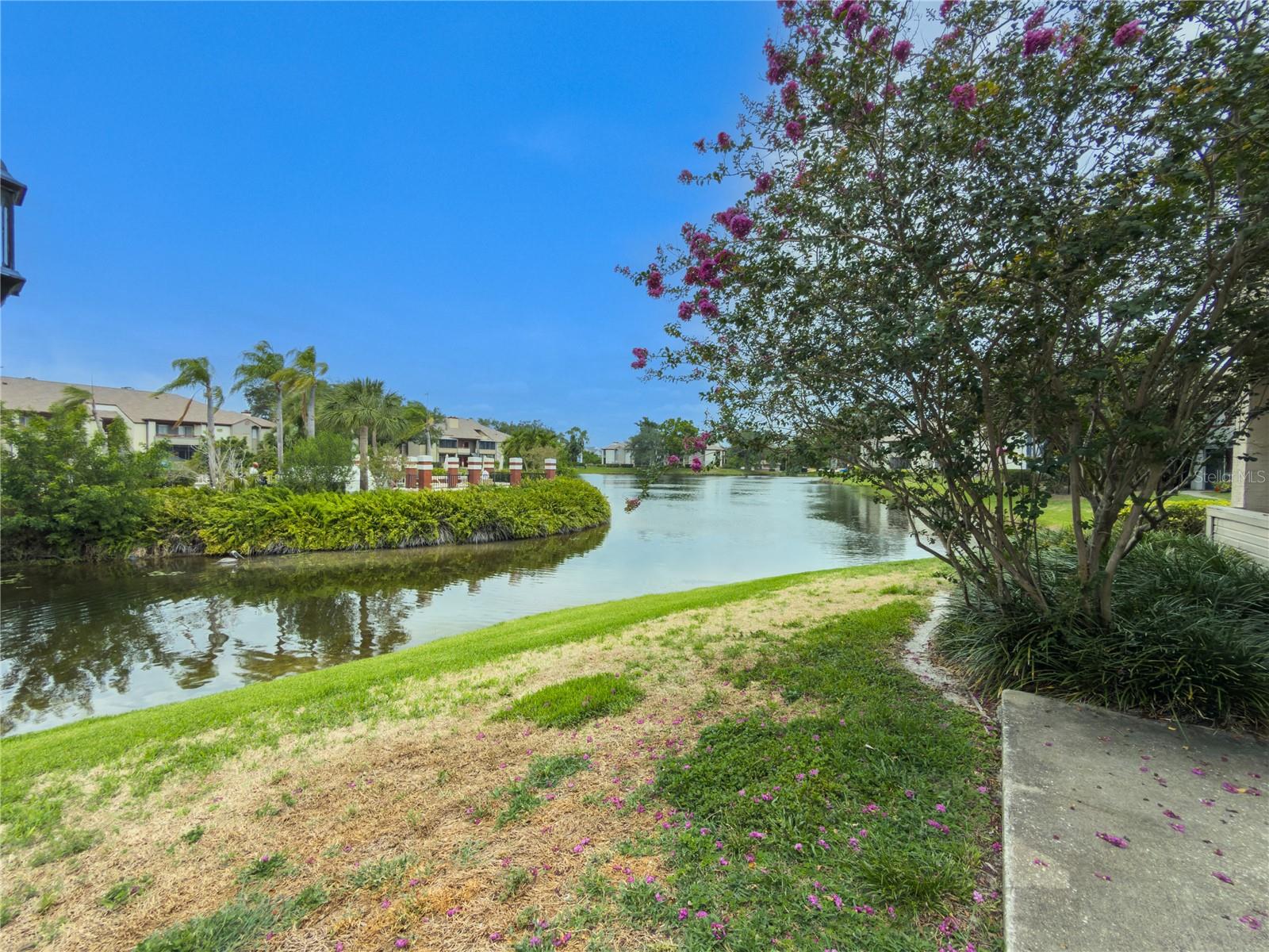 ITOPIA PRIVATE RESIDENCES CONDO - Residential