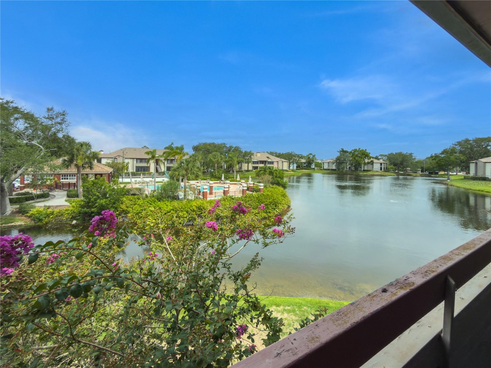 ITOPIA PRIVATE RESIDENCES CONDO - Residential
