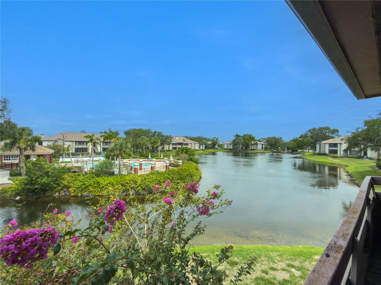 ITOPIA PRIVATE RESIDENCES CONDO - Residential