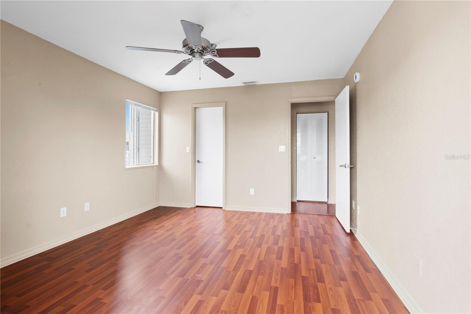 ITOPIA PRIVATE RESIDENCES CONDO - Residential