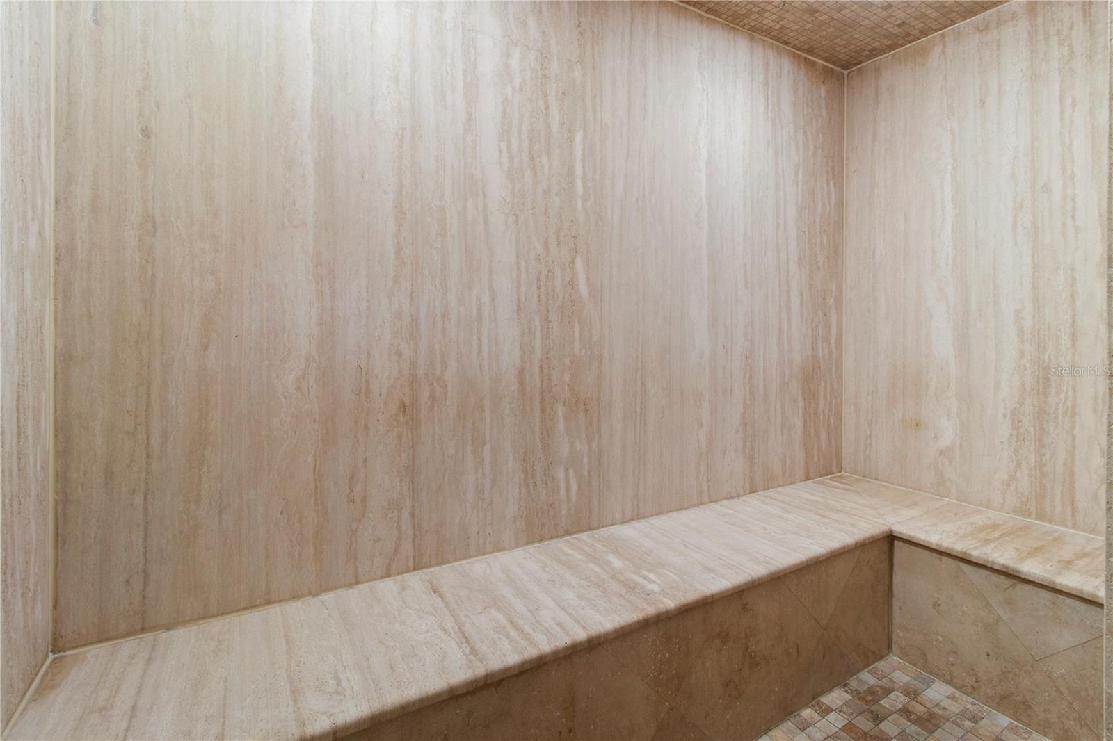 ITOPIA PRIVATE RESIDENCES CONDO - Residential