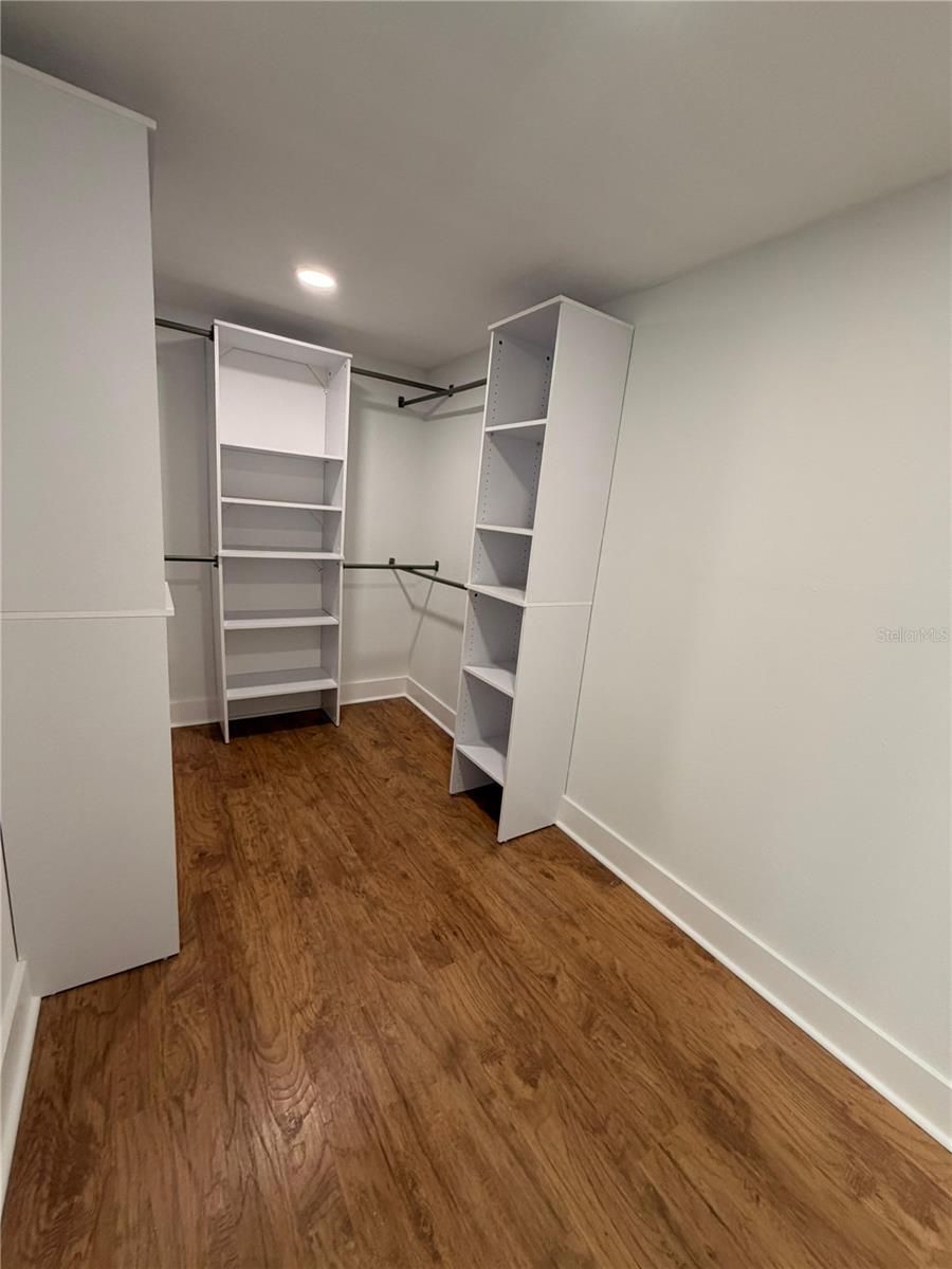 MERRYMOUNT - Residential