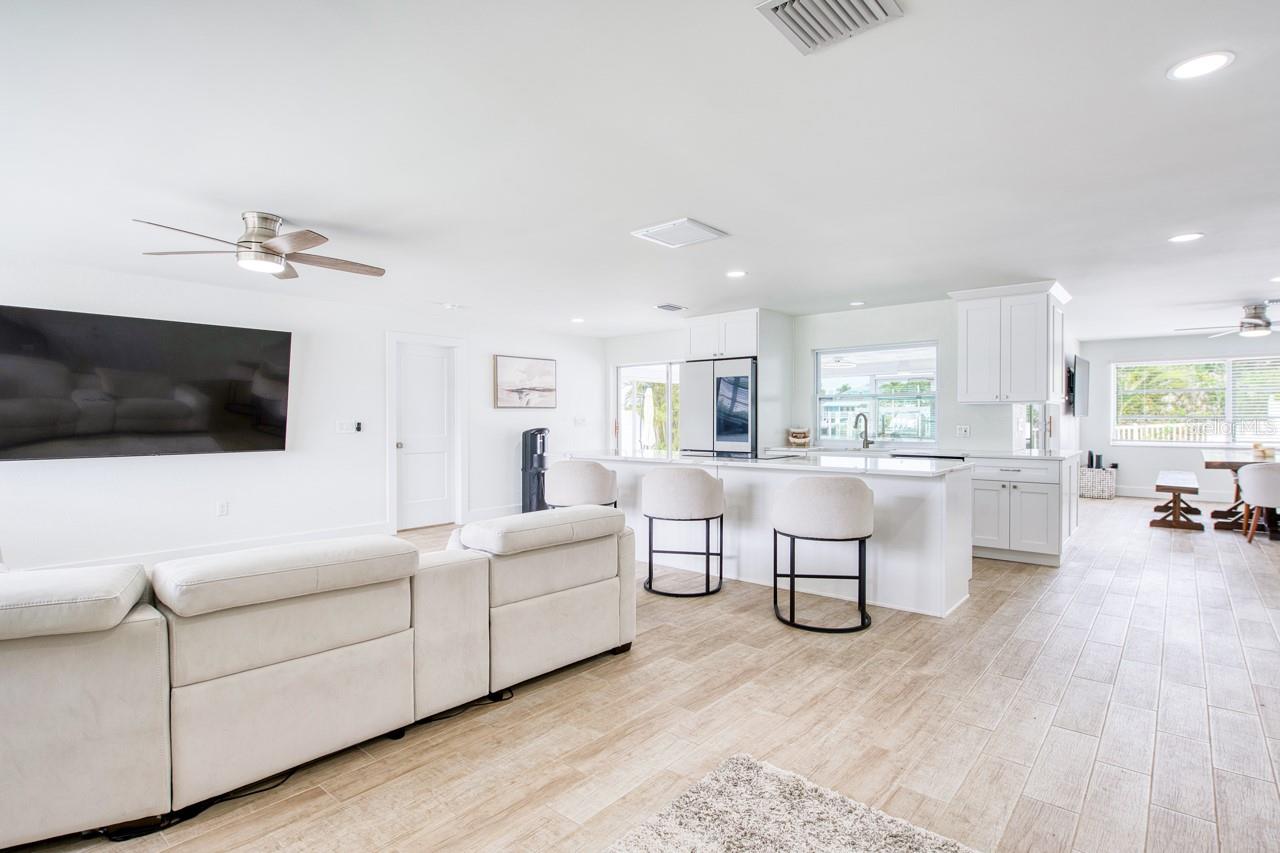 CAPRI ISLE SUB - Residential