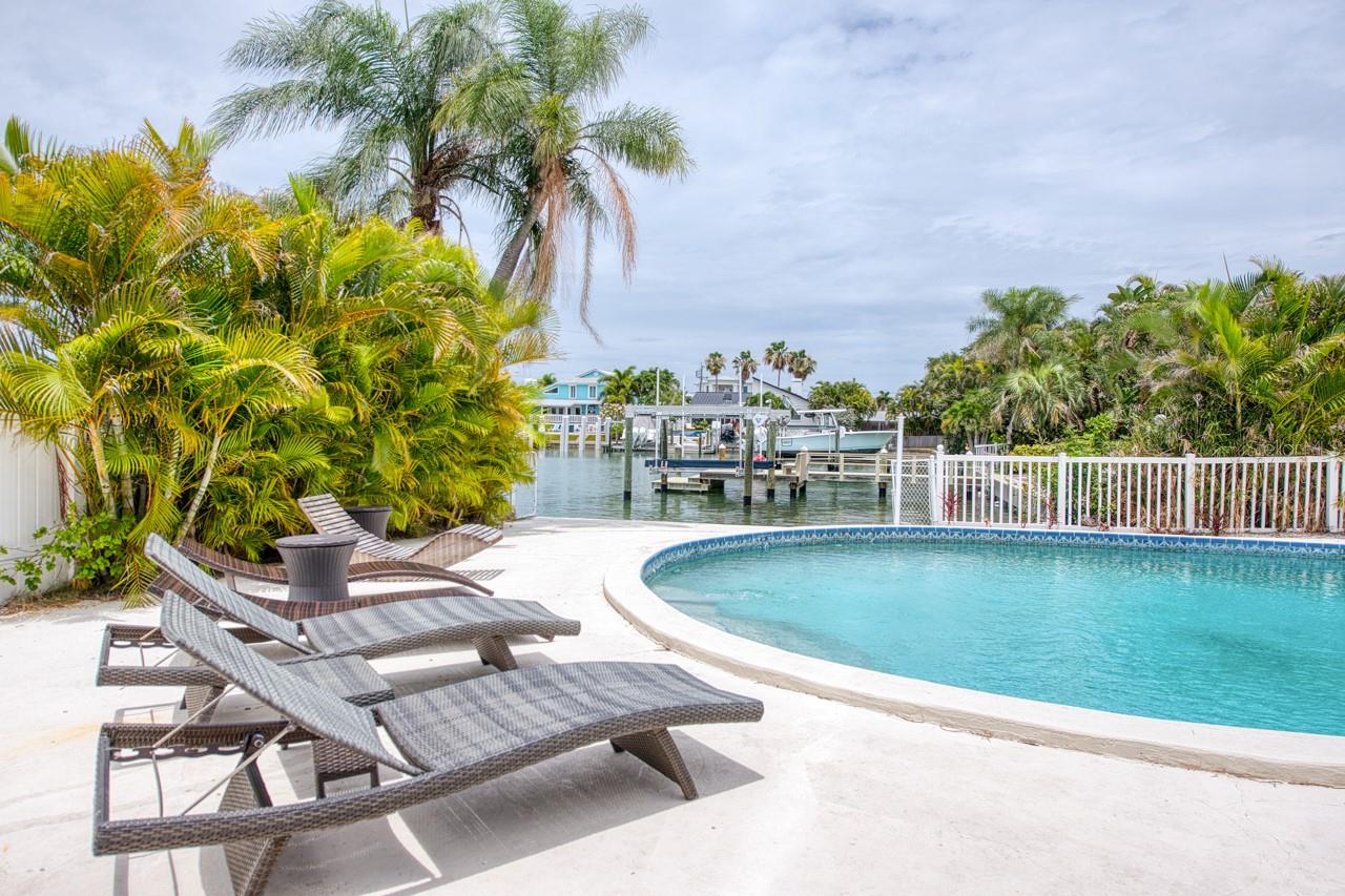 CAPRI ISLE SUB - Residential