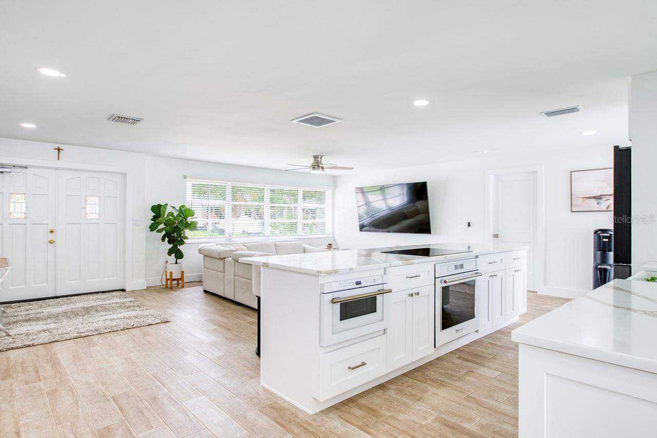 CAPRI ISLE SUB - Residential