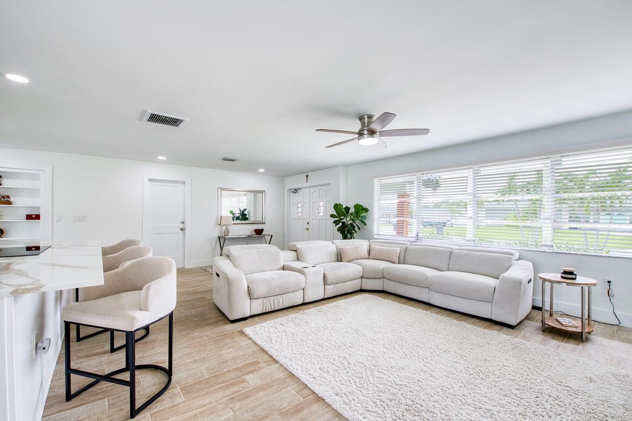 CAPRI ISLE SUB - Residential