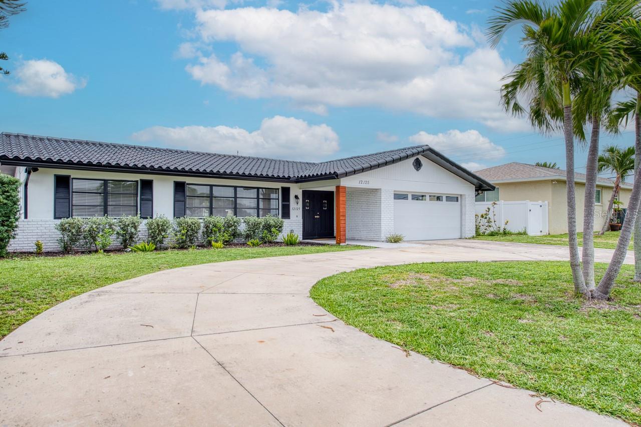 CAPRI ISLE SUB - Residential