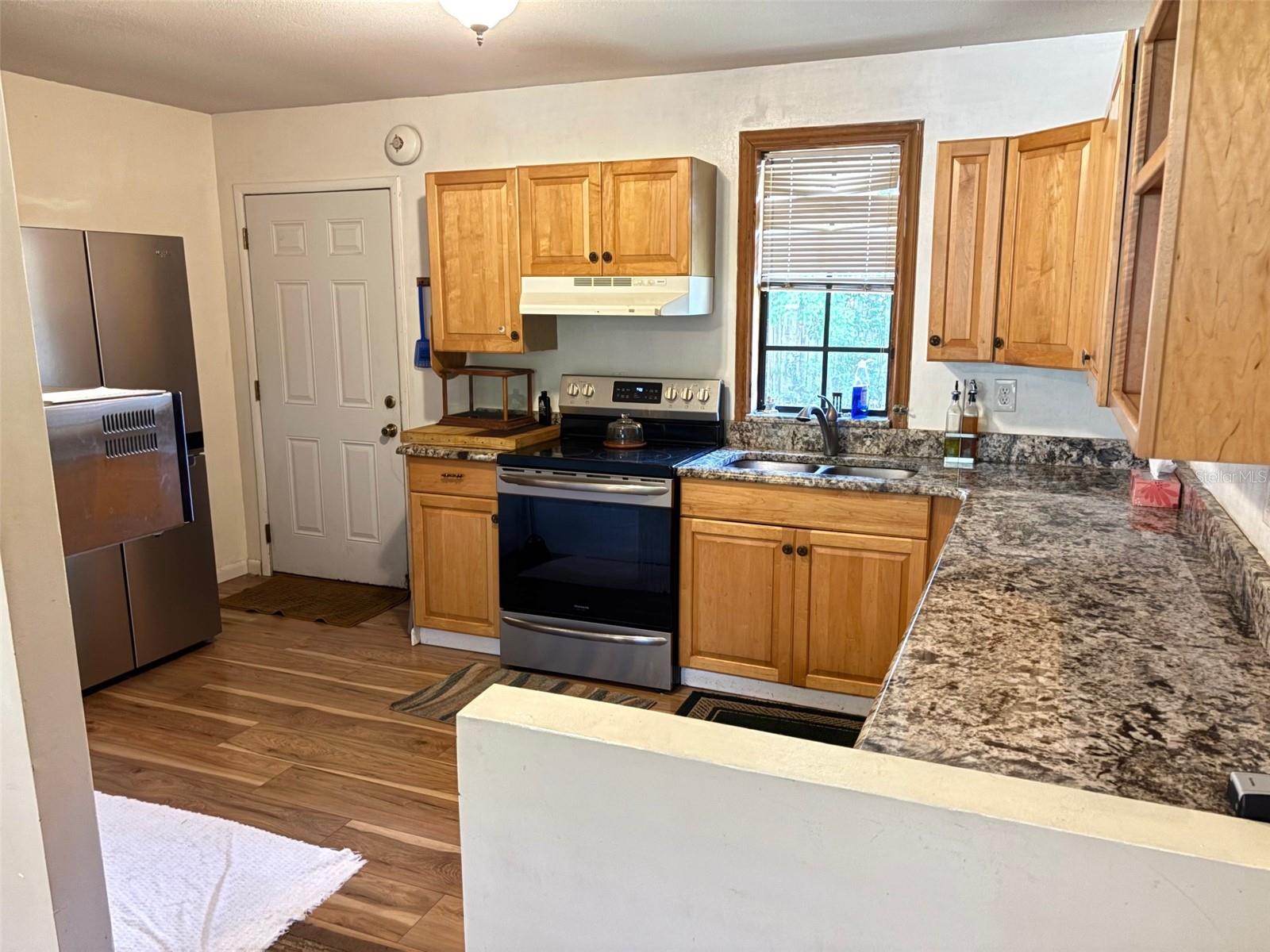 CRESCENT SHORES HEIGHTS - Residential