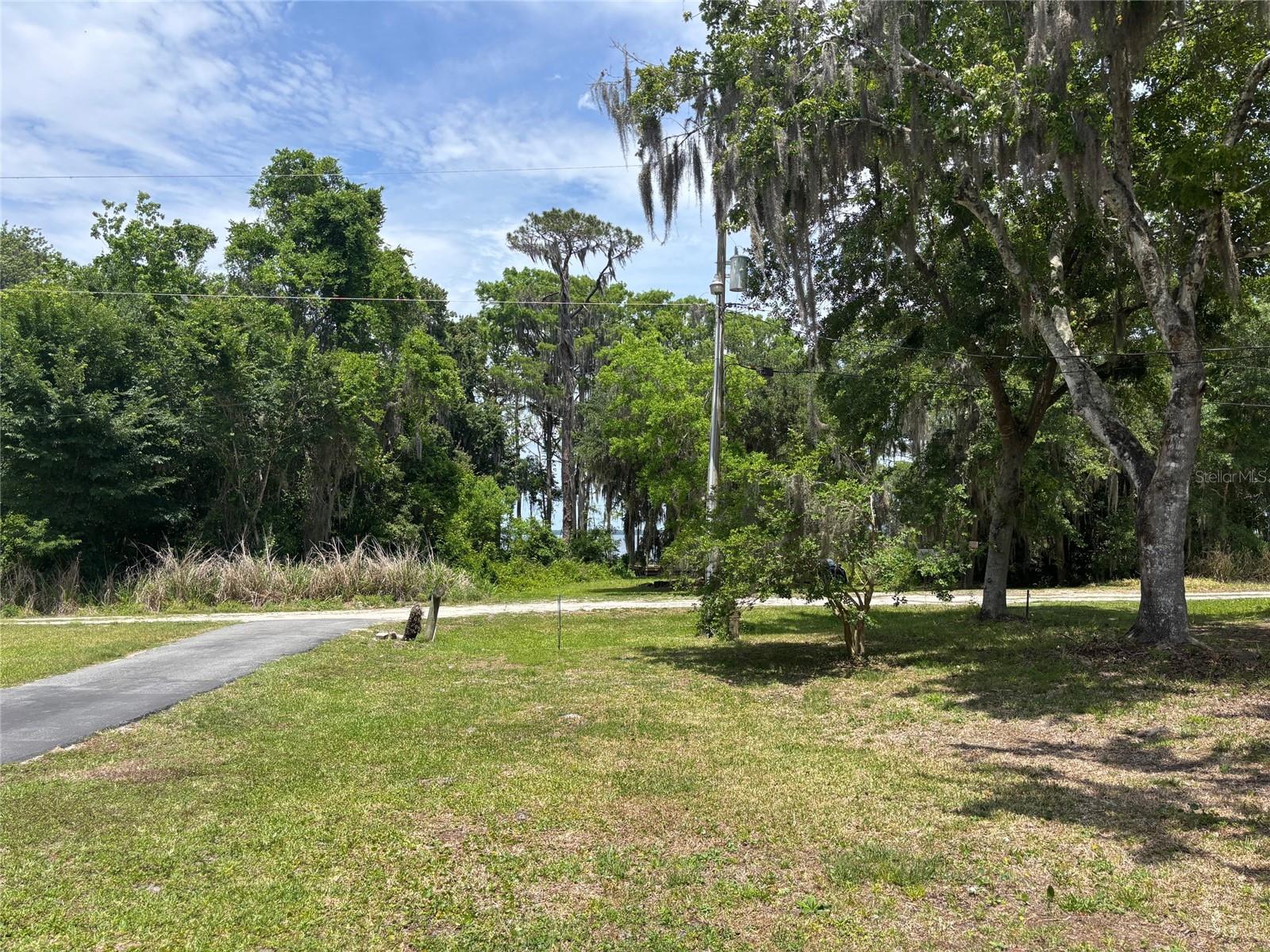 CRESCENT SHORES HEIGHTS - Residential