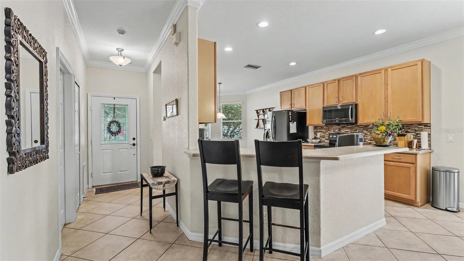 CROSSROADS/LK REGION - Residential