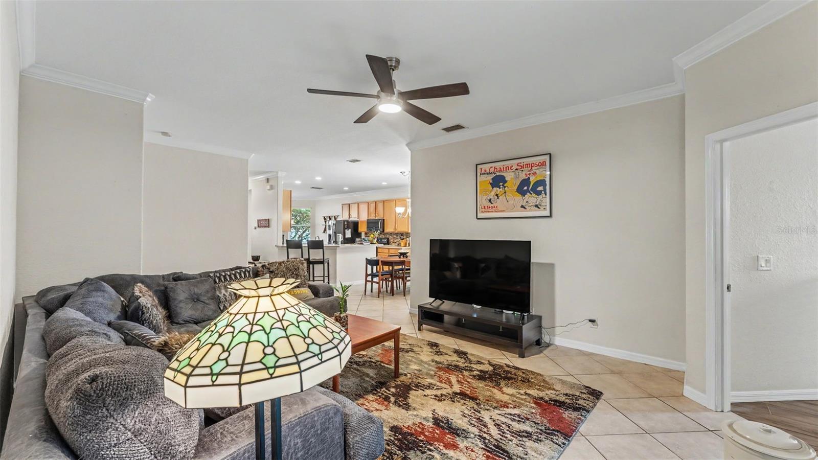 CROSSROADS/LK REGION - Residential