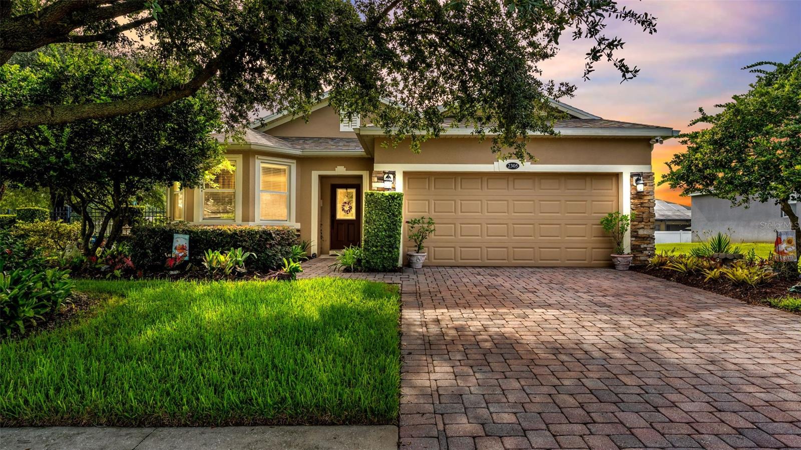 CROSSROADS/LK REGION - Residential