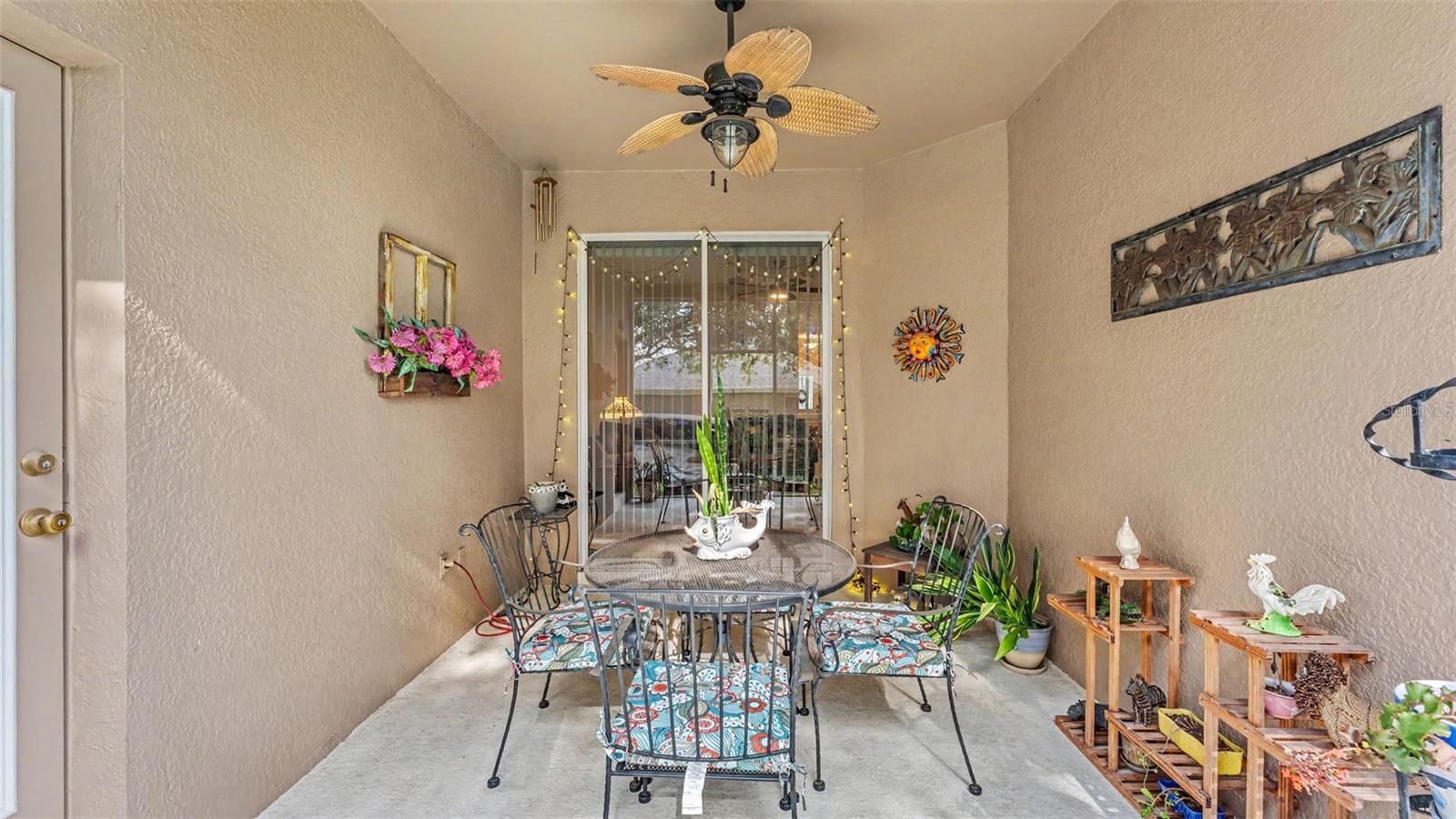 CROSSROADS/LK REGION - Residential