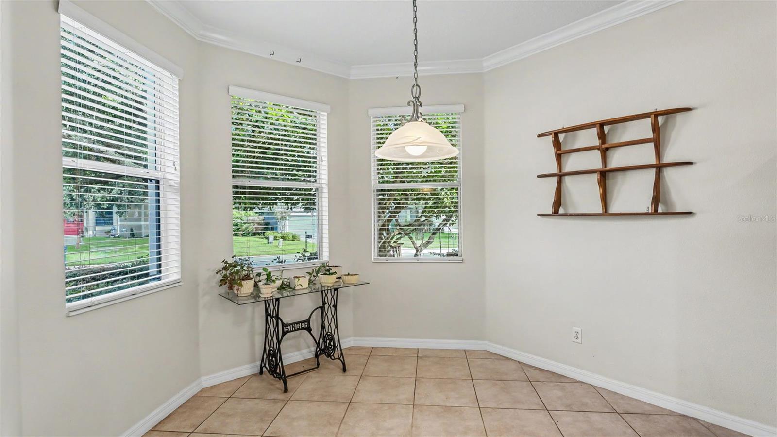 CROSSROADS/LK REGION - Residential