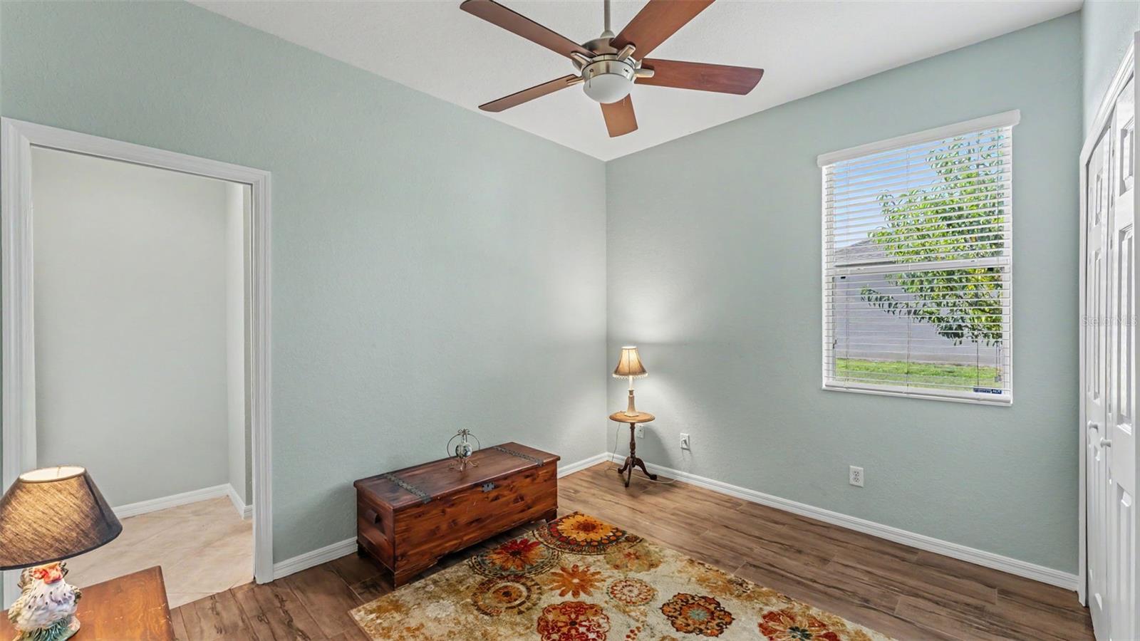 CROSSROADS/LK REGION - Residential