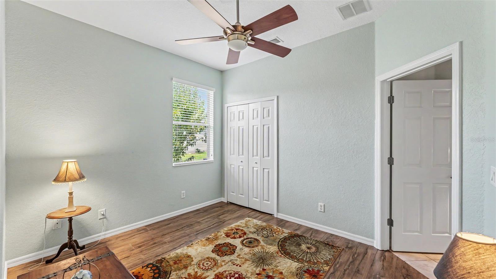 CROSSROADS/LK REGION - Residential
