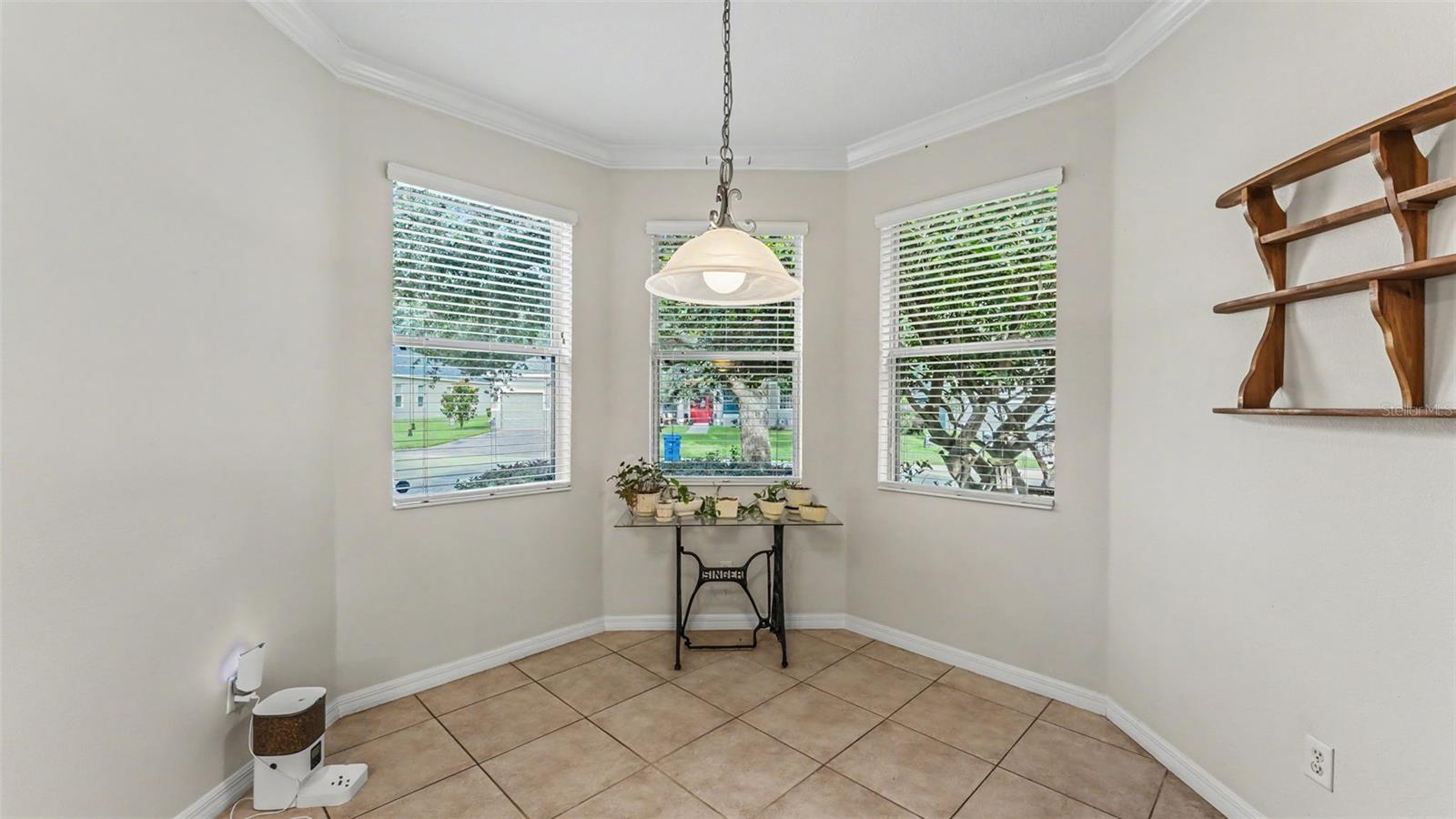 CROSSROADS/LK REGION - Residential
