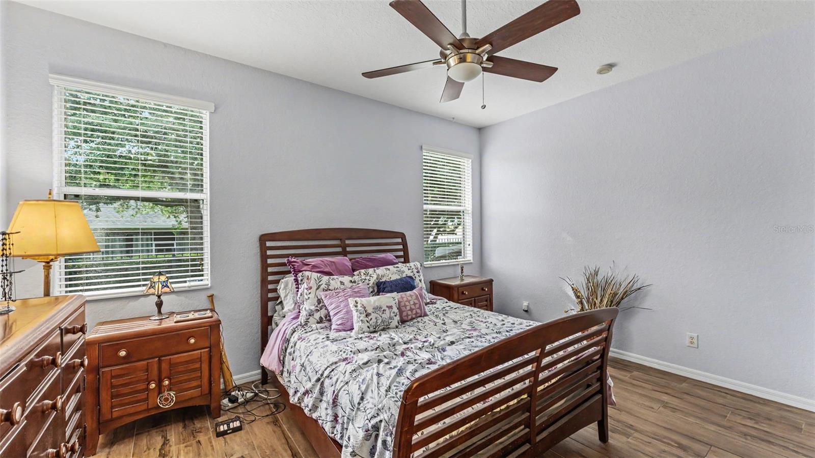 CROSSROADS/LK REGION - Residential