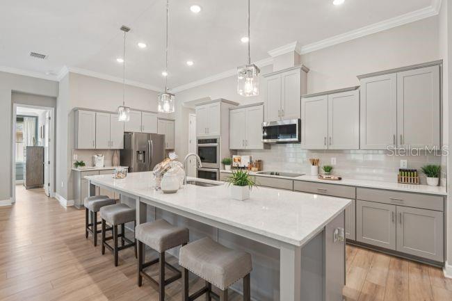 APPLEWOOD RESERVE - Residential