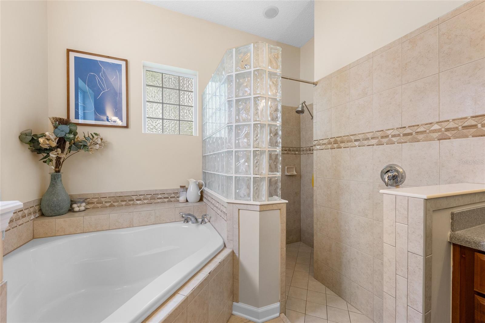 WORTHINGTON PARK - Residential