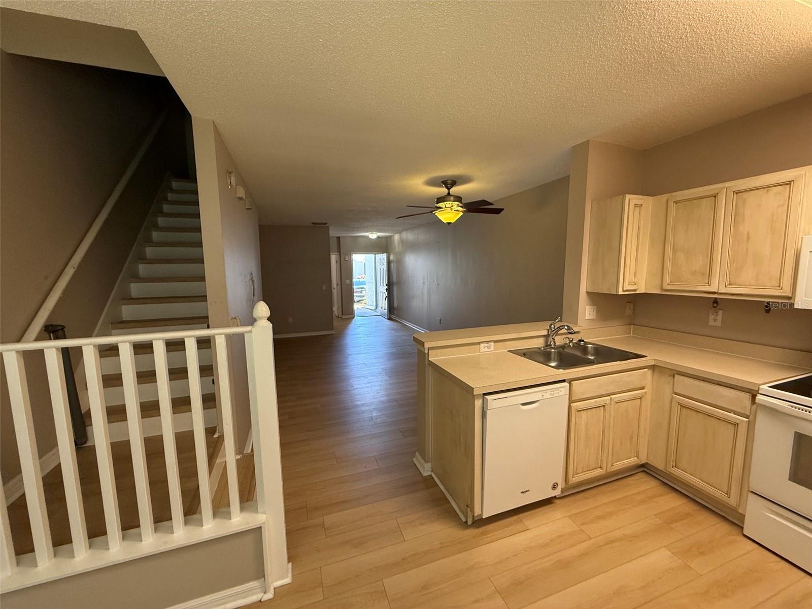 OSPREY RUN TOWNHOMES PH 2 - Residential Lease